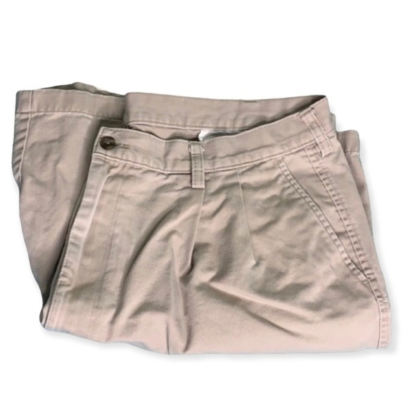 Haggar Shorts - Picture 1 of 4